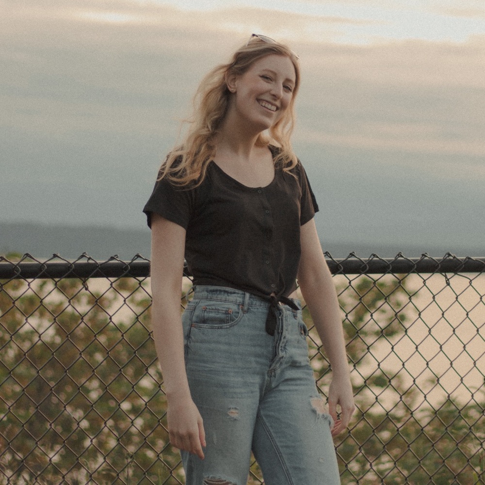 Black Tie-Front Crop Top - M